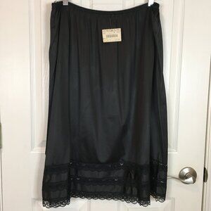 Vintage 4X Lady Romance Black Half Slip Skirt Lace Trim Antron III Nylon